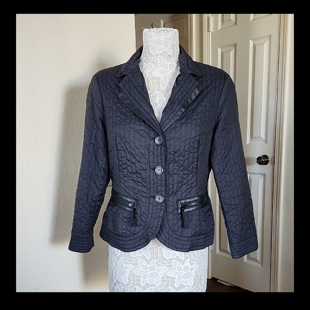 Armani Collezioni Tailored Fit Nylon Puffer Gorpcore Jacket Size 10